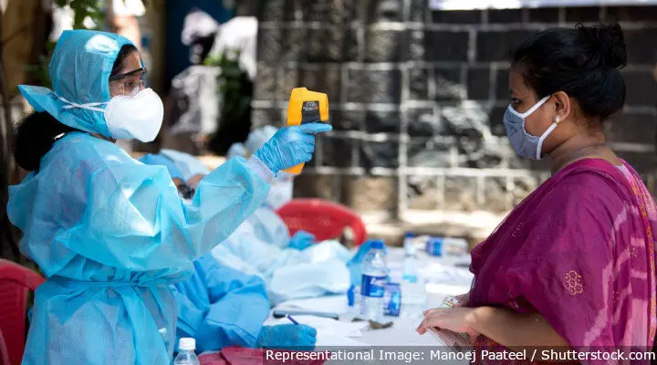 India Does Not Test Healthcare Workers Regularly, Putting Them And Patients At Risk India Does Not Test Healthcare Workers Regularly, Putting Them And Patients At Risk