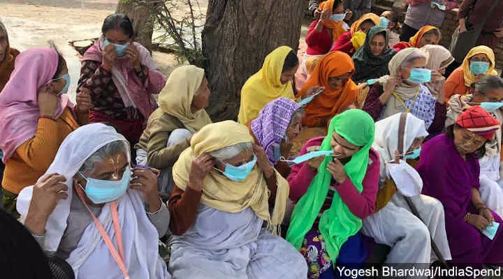 In Vrindavan, A Home for Widows Prepares To Protect Its Elderly From COVID-19