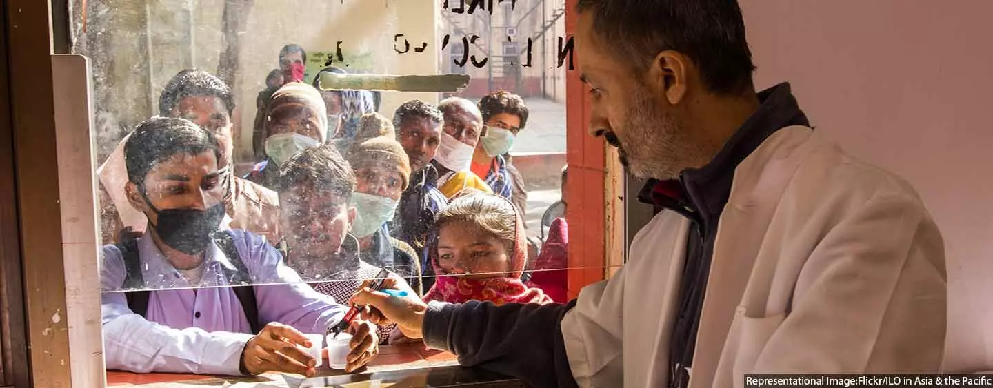 Why India’s Poor Buy Essential Medicines From Private Pharmacies Why India’s Poor Buy Essential Medicines From Private Pharmacies