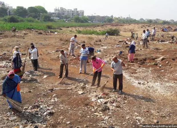 Swachh Bharat Mission Fails March 2016 Urban-Trash Targets