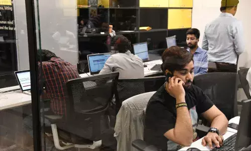 Indians In White-Collar Jobs Are More Prone To Obesity, Chronic Health Risks Indians In White-Collar Jobs Are More Prone To Obesity, Chronic Health Risks